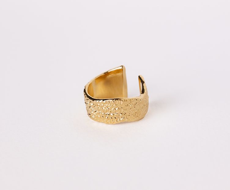 Jeanne Gold Ring